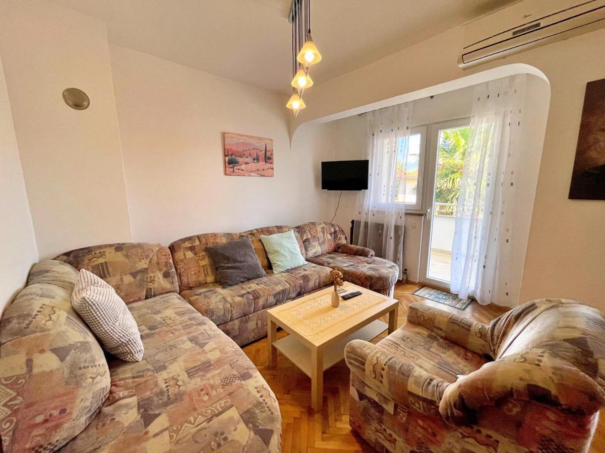 Apartments Bohovic Сило Экстерьер фото
